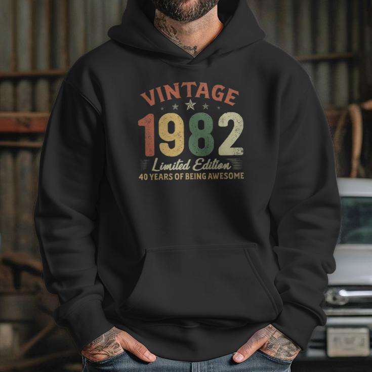 Retro Vintage 1982 40Th Birthday Decorations 40 Years Old Hoodie Gifts for Her