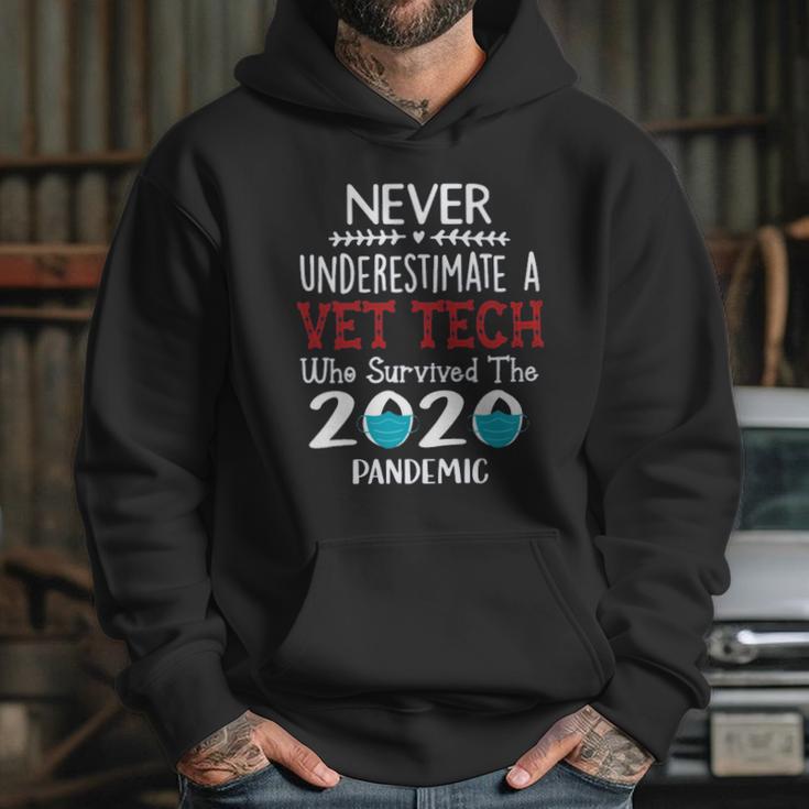 Never Underestimate Who Survived The Pandemic Vet Tech Hoodie Gifts for Her