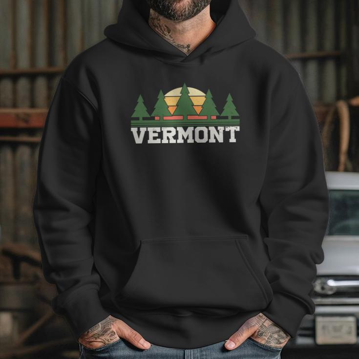 Vintage Vermont Retro Logo Hoodie Gifts for Her