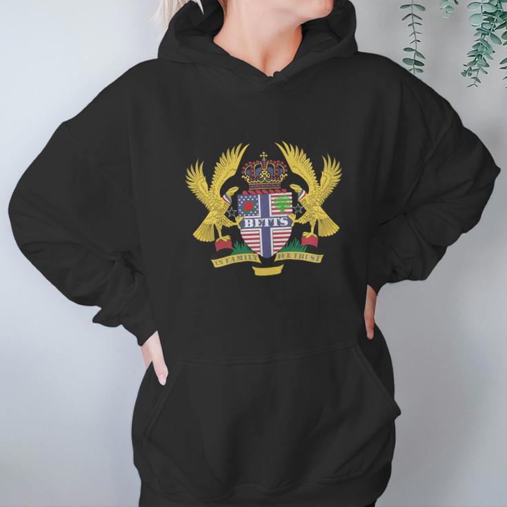 Betts Family Crest For American People - Betts Family T-Shirt Hoodie Sweatshirt Hoodie Gifts for Women