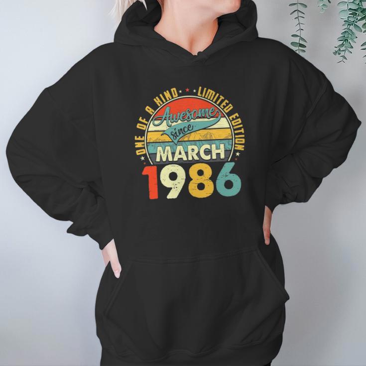 Born In March 1986 36Th Birthday Gift Retro 36 Years Old Hoodie Gifts for Women