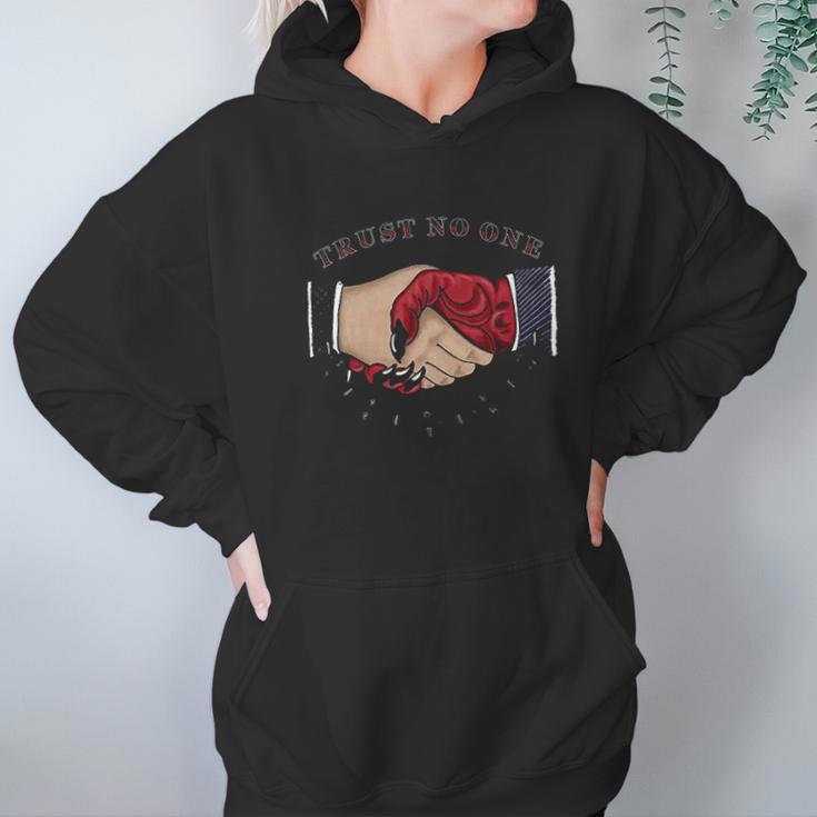 Trust No One American Traditional Tattoo Handshake Hoodie Gifts for Women