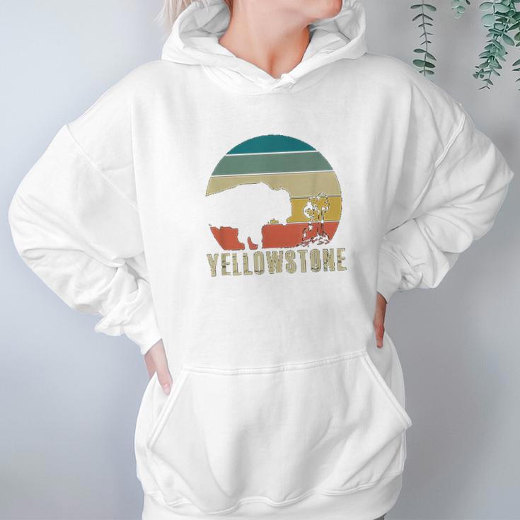 Retro Yellowstone National Park Vintage Buffalo Geyser Gift Hoodie Gifts for Women