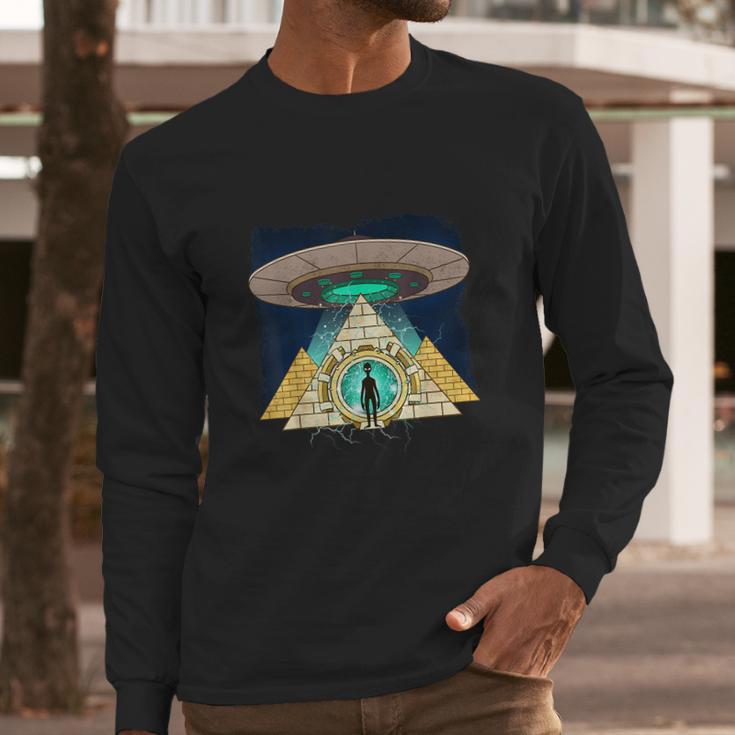 Ancient Astronaut Egyptian Pyramid Alien Conspiracy Theory Long Sleeve T-Shirt Gifts for Him