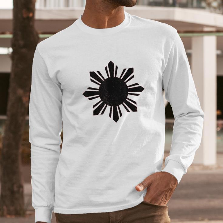 Philippines Filipino Vintage Sun Pinoy Pinay Long Sleeve T-Shirt Gifts for Him