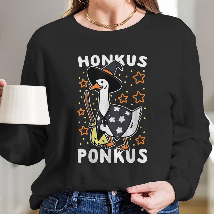 Honkus Ponkus Hocus Pocus Goose Halloween Witch Funny Cute Long Sleeve T-Shirt Gifts for Her