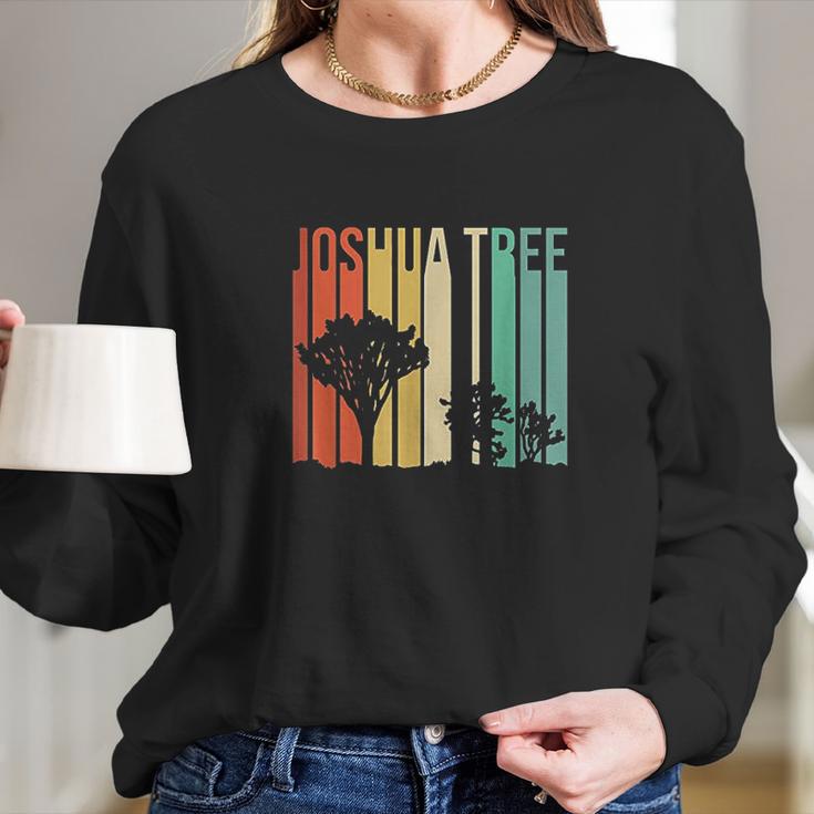 Joshua Tree Desert Vintage Retro Outdoors Camping California Long Sleeve T-Shirt Gifts for Her