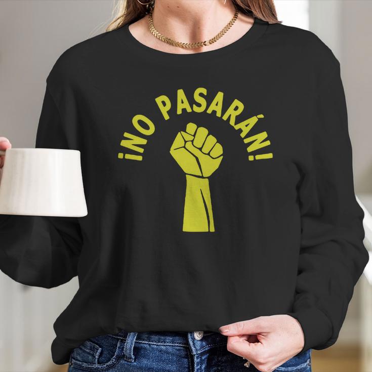 No Pasaran T-Shirt Long Sleeve T-Shirt Gifts for Her