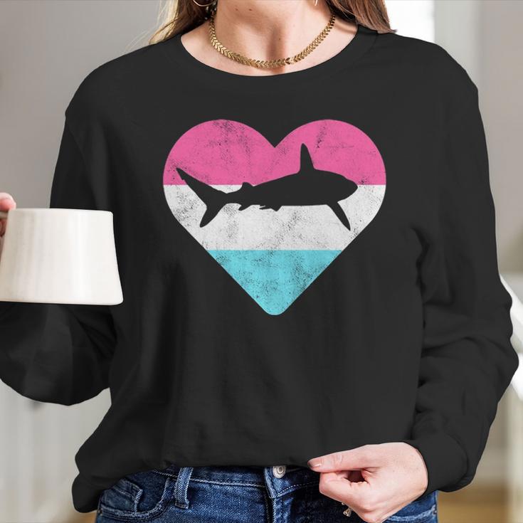 Retro Vintage Mako Shark Heart Gift Long Sleeve T-Shirt Gifts for Her