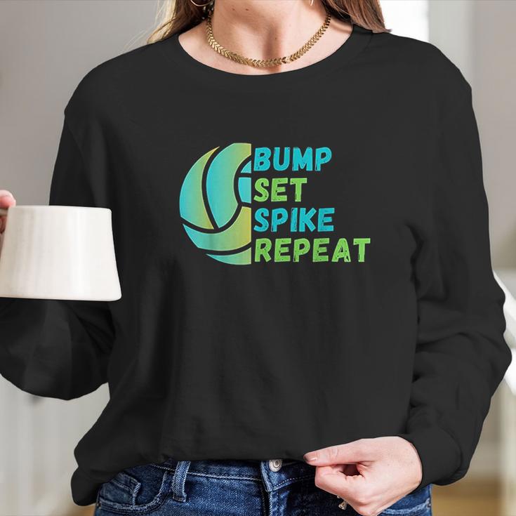 Set Spike Repeat Long Sleeve T-Shirt Gifts for Her