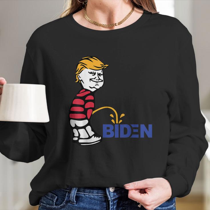 Trump 2021 Peeing Pissing Pee On Biden Anti Biden Long Sleeve T-Shirt Gifts for Her