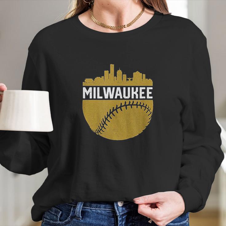 Vintage Downtown Milwaukee Wisconsin Skyline Baseball Long Sleeve T-Shirt Gifts for Her