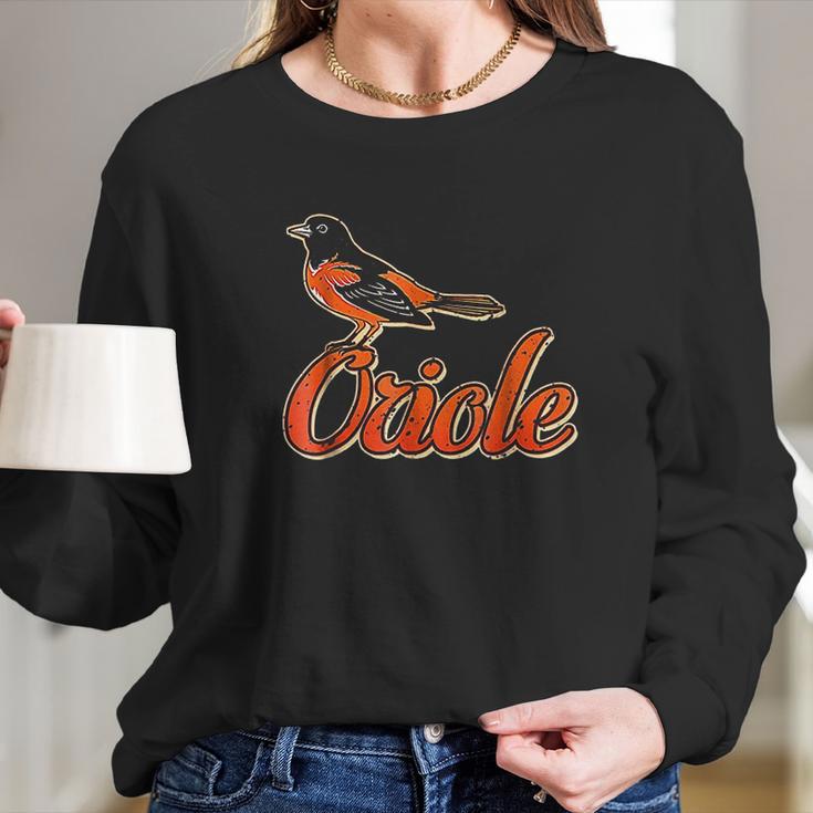 Vintage Oriole Bird Amazing Bird Gift Long Sleeve T-Shirt Gifts for Her