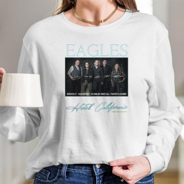 Eagles Played Beginning To End Hotel California Signatures Long Sleeve T-Shirt Gifts for Her