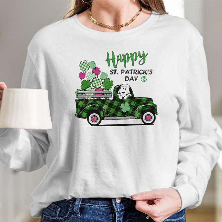 Snoopy Happy St Patricks Day Long Sleeve T-Shirt Gifts for Her