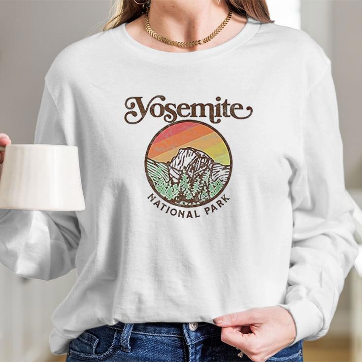 Yosemite National Park Vintage Style Retro 80S Long Sleeve T-Shirt Gifts for Her