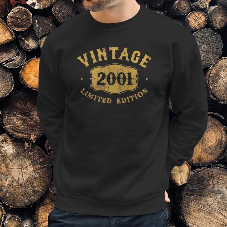 21 Years Old 21St Birthday Vintage Born In 2001 Ver2 Sweatshirt Gifts for Him