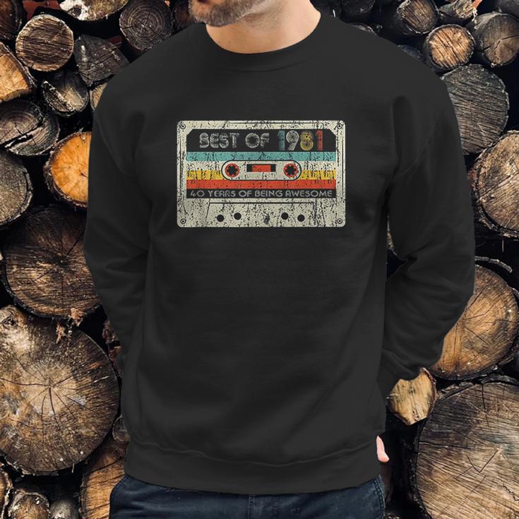 40Th Birthday Gifts Vintage Best Of 1981 Retro Cassette Tape Sweatshirt Gifts for Him