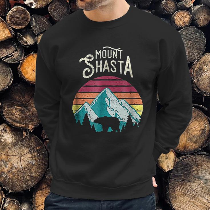 Retro Vintage Mount Shasta California Mountains Bear Sweatshirt Gifts for Him