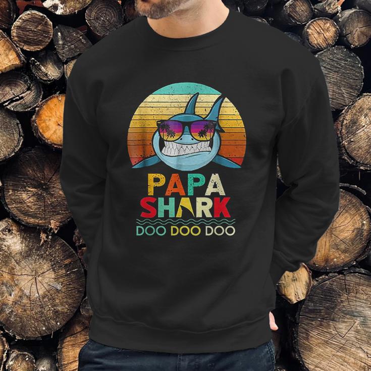 Retro Vintage Papa Shark Doo Doo Doo Sweatshirt Gifts for Him