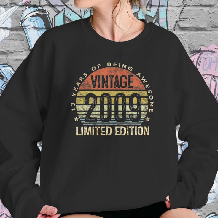 13 Years Old Gifts Vintage 2009 Limited Edition 13Th Birthday Sweatshirt Gifts for Her