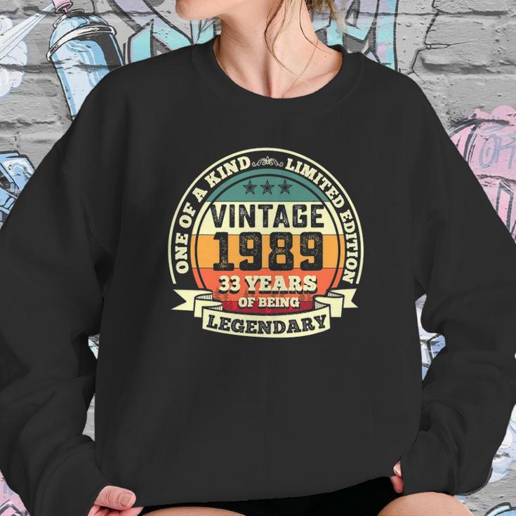 33Rd Birthday Vintage Tee Retro Legendary 1989 33 Years Old Sweatshirt Gifts for Her