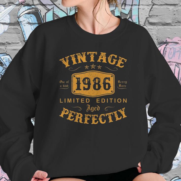 35 Years Old Birthday Gifts Vintage 1986 35Th Birthday Gifts Sweatshirt Gifts for Her