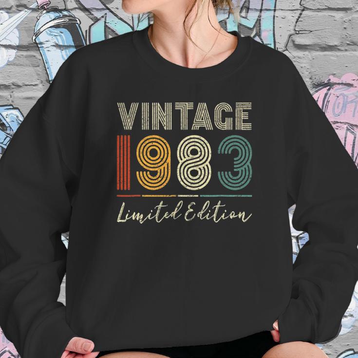 39 Years Old Gifts Vintage 1983 Limited Edition 39Th Birthday Sweatshirt Gifts for Her