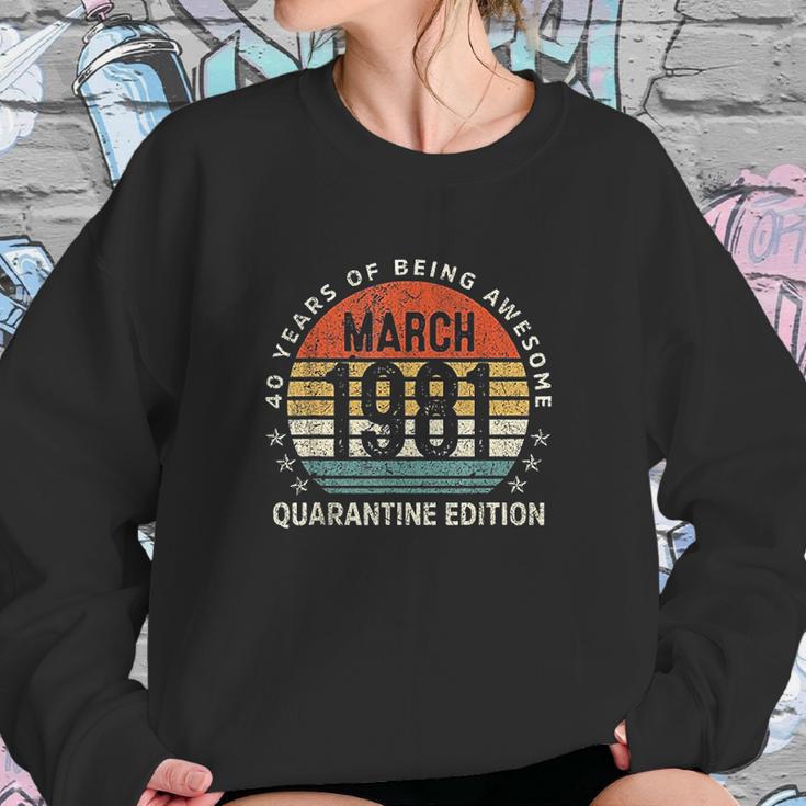 40Th Birthday Vintage March 1981 40 Years Old Sweatshirt Gifts for Her