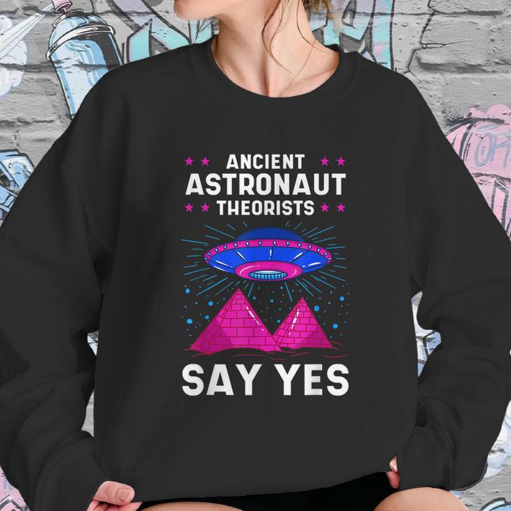 Ancient Astronaut Theorist Say Yes Alien Egyptian Pyramid Sweatshirt Gifts for Her