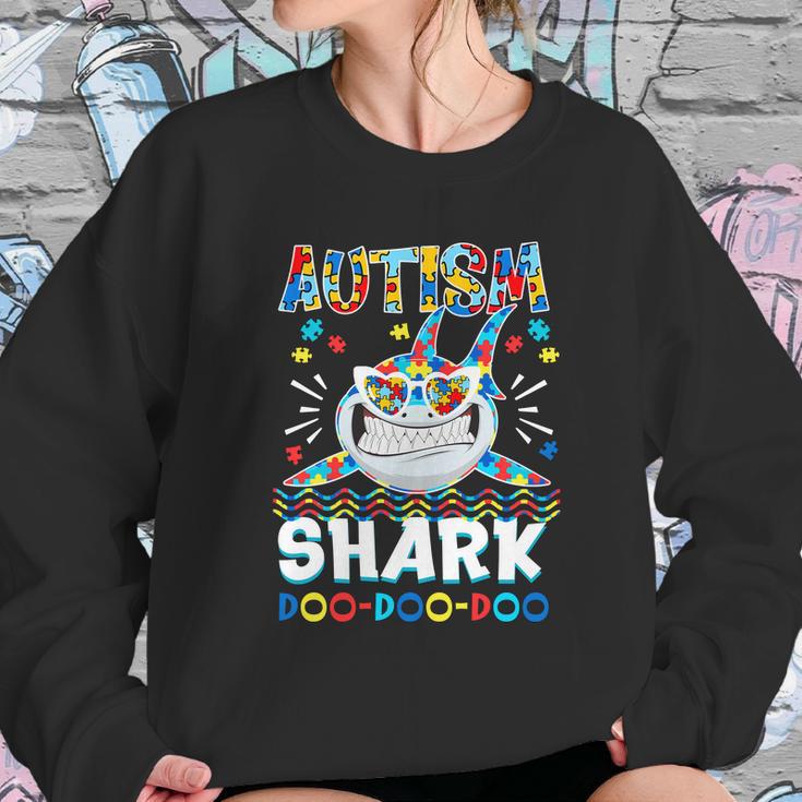 Autism Shark Doo Doo Doo Autism Awareness Puzzle Pieces Graphic Design Printed Casual Daily Basic Sweatshirt Gifts for Her