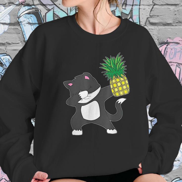 Dabbing Kitty Cat Pineapple Aloha Beach Hawaiian Dance Sweatshirt Gifts for Her