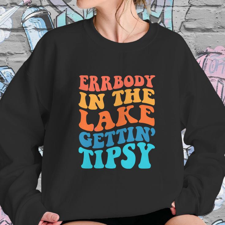 Funny Everybody In The Lake Getting Tipsy Retro Groovy Sweatshirt Gifts for Her