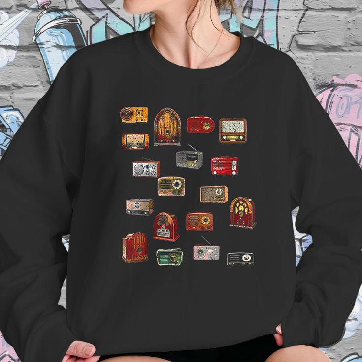 Funny Sheldon Nerdy Vintage Retro Antique Radio Geek Gift Sweatshirt Gifts for Her