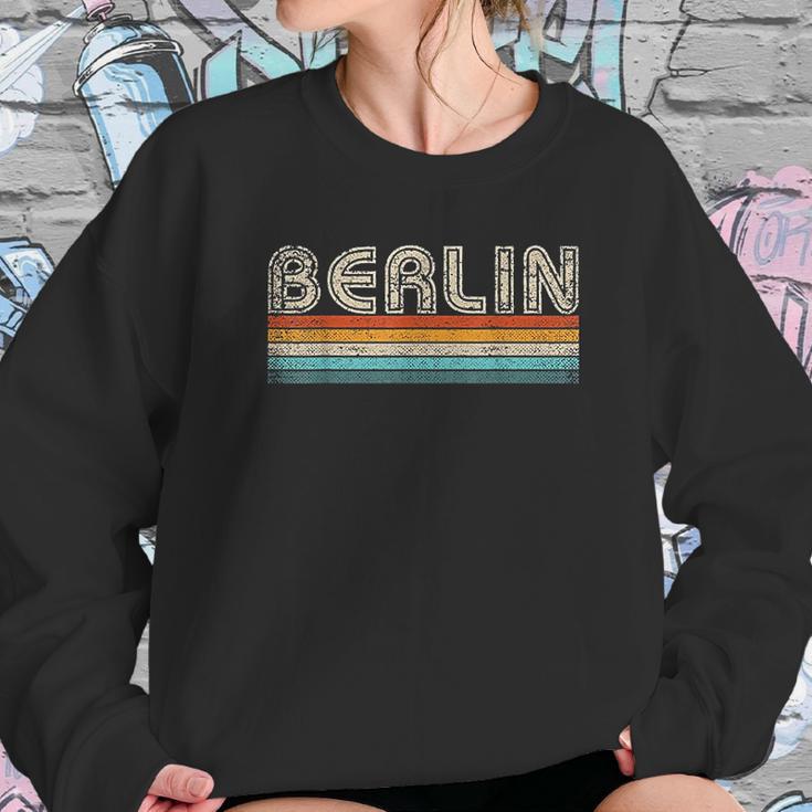 German Capital City Vintage Souvernir 70S 80S Retro Berlin Sweatshirt Gifts for Her