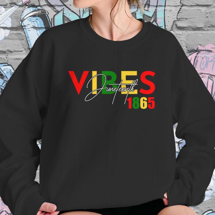 Juneteenth 1865 Shirt Juneteenth Vibes Black History Graphic Design Printed Casual Daily Basic Sweatshirt Gifts for Her