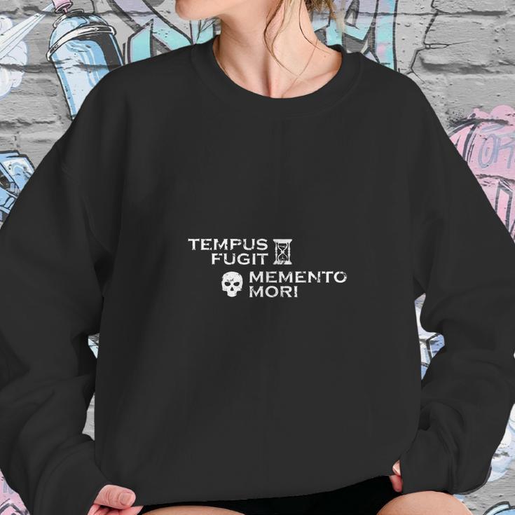 Tempus Fugit Memento Mori - Lateinische Weisheit Sweatshirt Gifts for Her