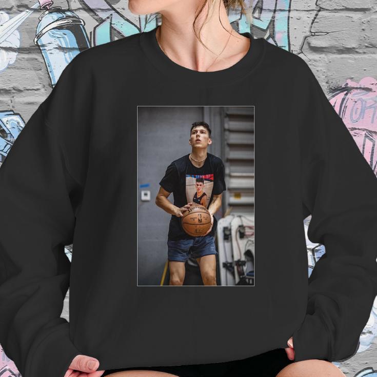 Tyler Herro Snarl Playing Basketball Sweatshirt Gifts for Her