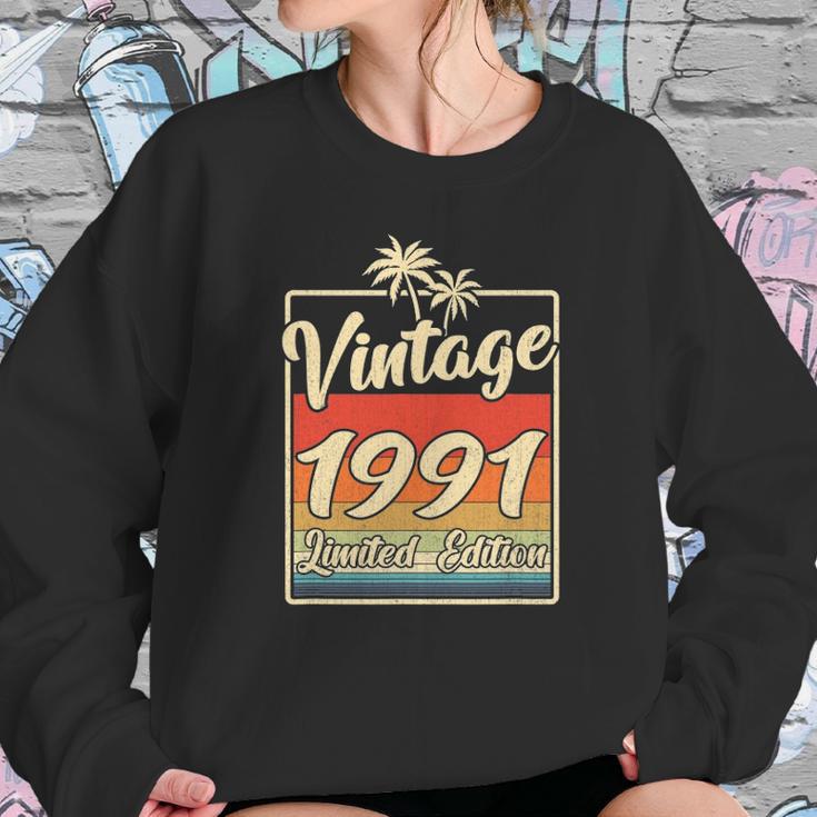 Vintage 1991 31St Birthday Limited Edition 31 Years Old Sweatshirt Gifts for Her