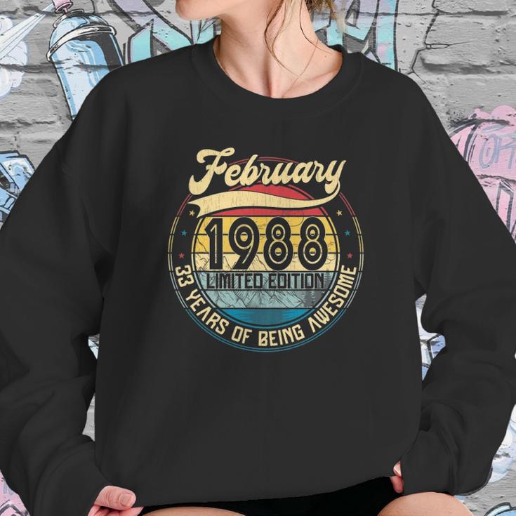 Vintage Retro February 1988 33Rd Birthday Gift 33 Years Old Sweatshirt Gifts for Her