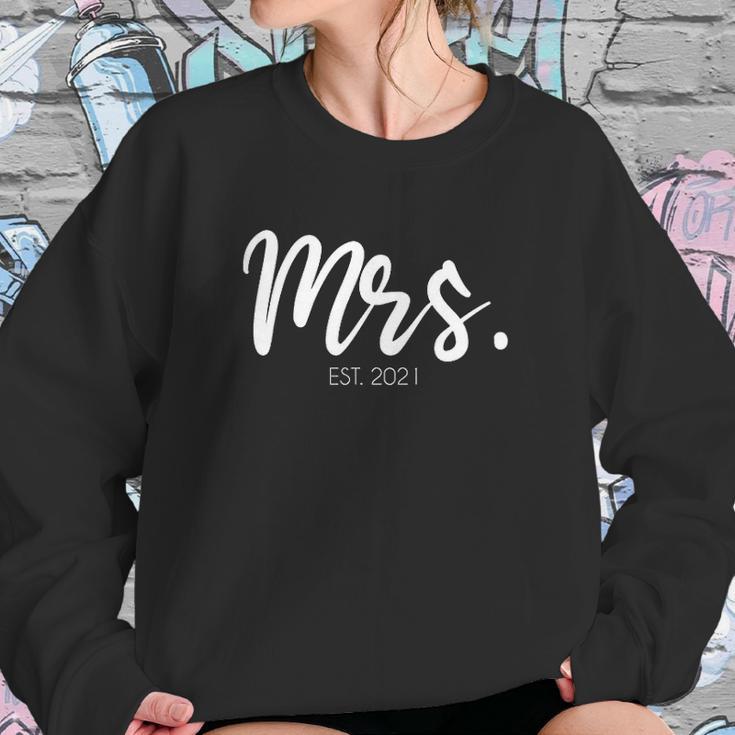 Wedding Matching Gifts Mrs Est 2021 Bridal Gift Bride Sweatshirt Gifts for Her