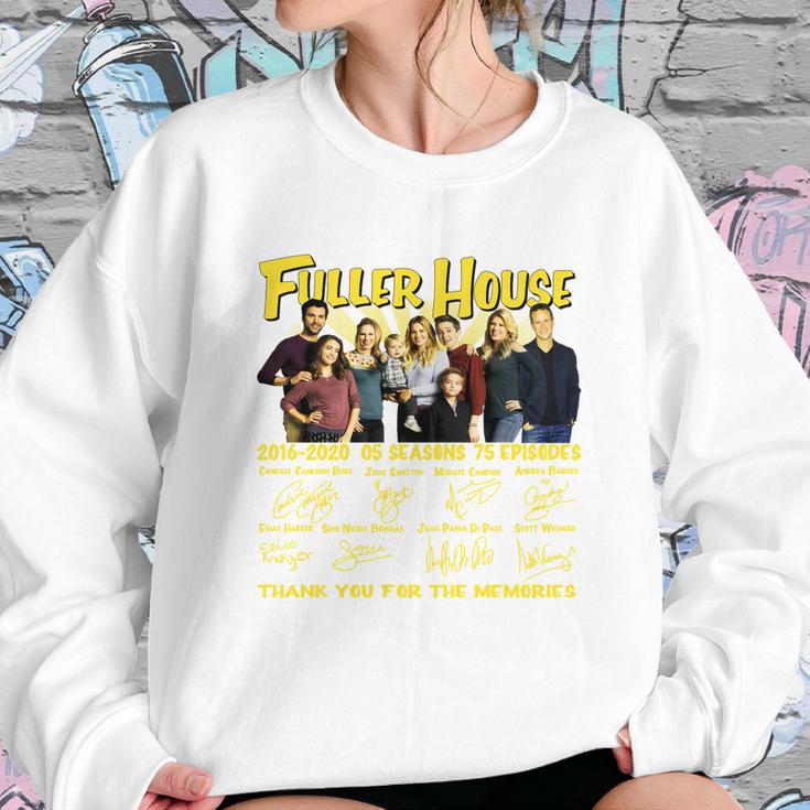 Fuller House 2016 2020 5 Seasons 75 Episodes Signatures Sweatshirt Gifts for Her