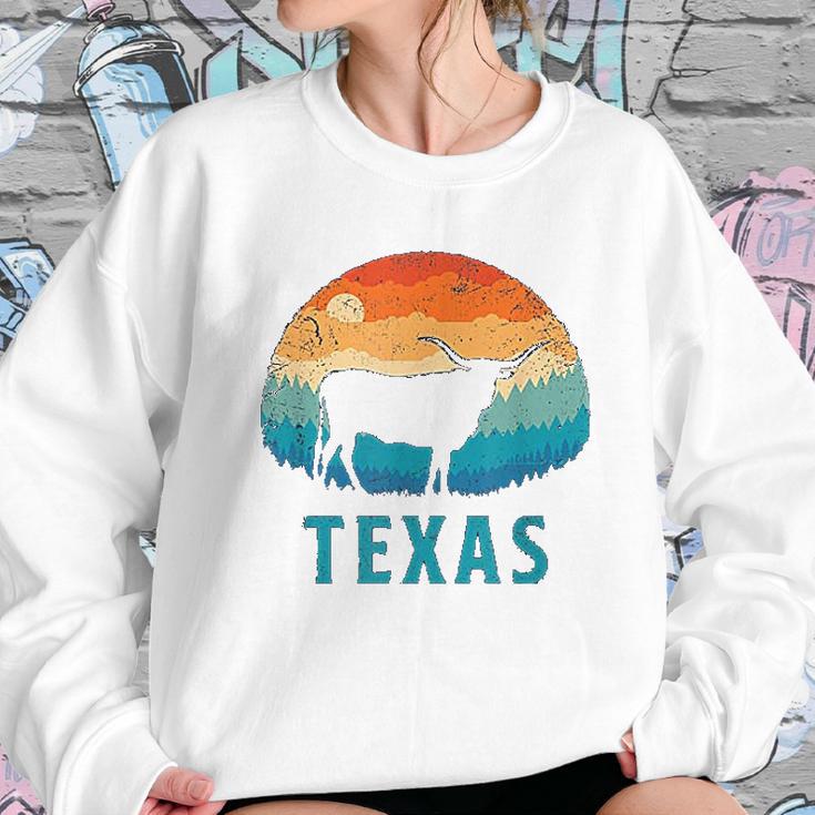 Texas Longhorn Cow Vintage Texan Cattle Herd Retro Lone Star Sweatshirt Gifts for Her