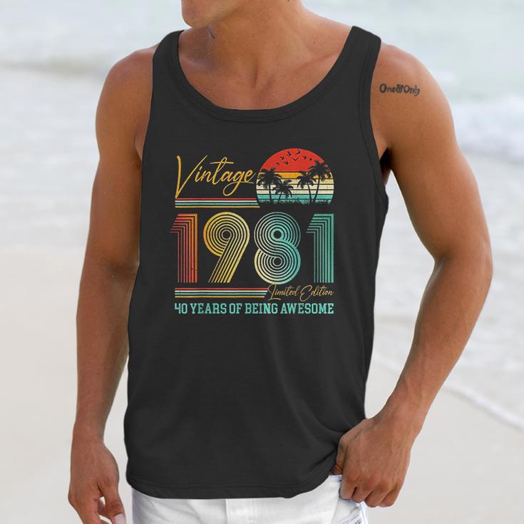 40Th Birthday Gift Vintage 1981 Retro 40 Years Old Unisex Tank Top Gifts for Her