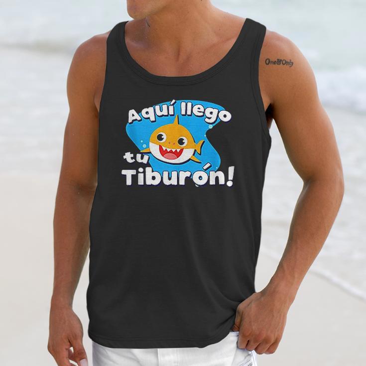 Aquí Llego Tu Tiburón Safaera Reggaeton Bunny Style Gift Unisex Tank Top Gifts for Her