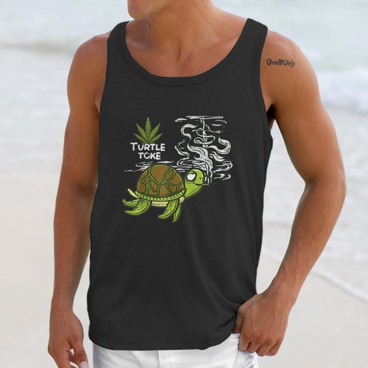 Smoking High Turtle Funny Weed 420 Marijuana Joint Stoner Unisex Tank Top Gifts for Her