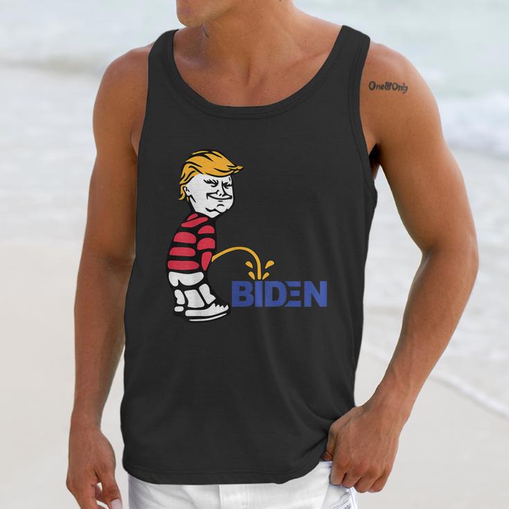 Trump 2021 Peeing Pissing Pee On Biden Anti Biden Unisex Tank Top Gifts for Her