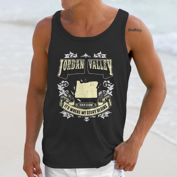 Never Underestimate A Woman Who Listens To Jason Aldean And Was Born In August M Unisex Tank Top Gifts for Her