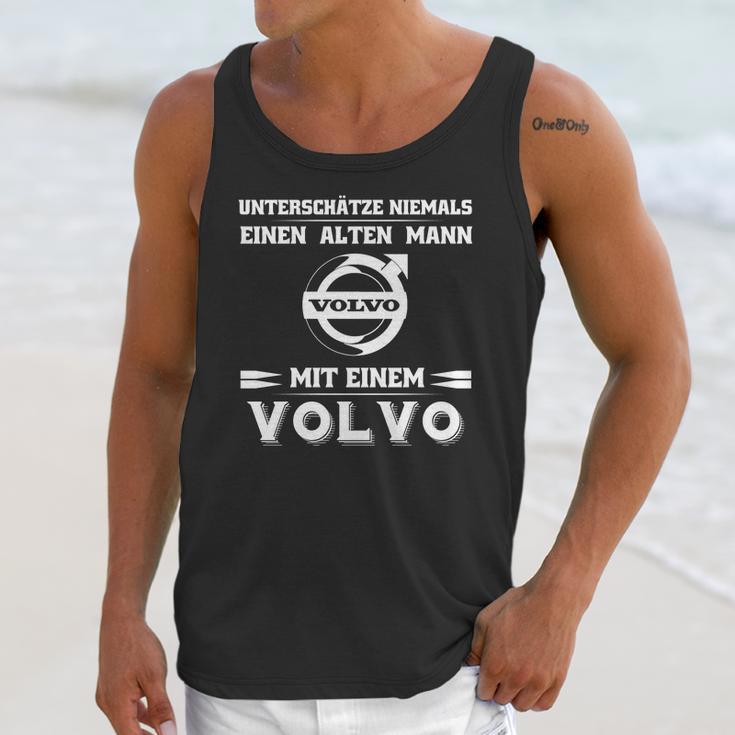 Unterschätze Niemals Einen Alten Mann Volvo Mit Einem Volvo Unisex Tank Top Gifts for Her