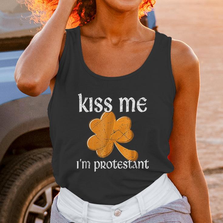 Kiss Me I Am Protestant St Patricks Day Unisex Tank Top Gifts for Women